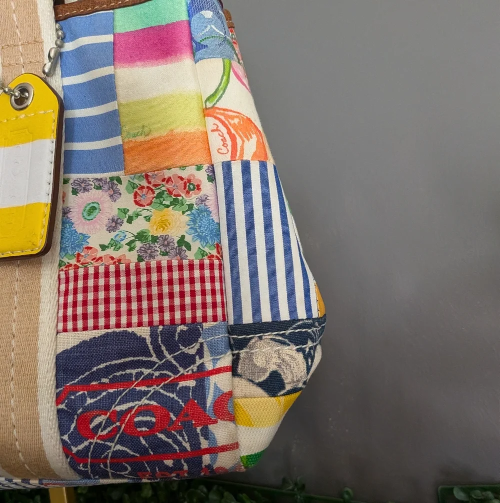 Coach Vintage Y2K Scribble Patchwork Hamptons Weekend Tote Bag #10454 - Picture 4 of 9